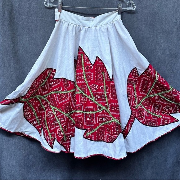 Vintage full circle skirt reversible leaf appliqué bandanna print women’s - Picture 3 of 4